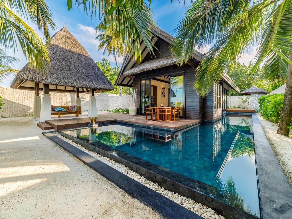 10 Nights Holiday at Ozen Reserve Bolifushi & Dukes the Palm with Half Board