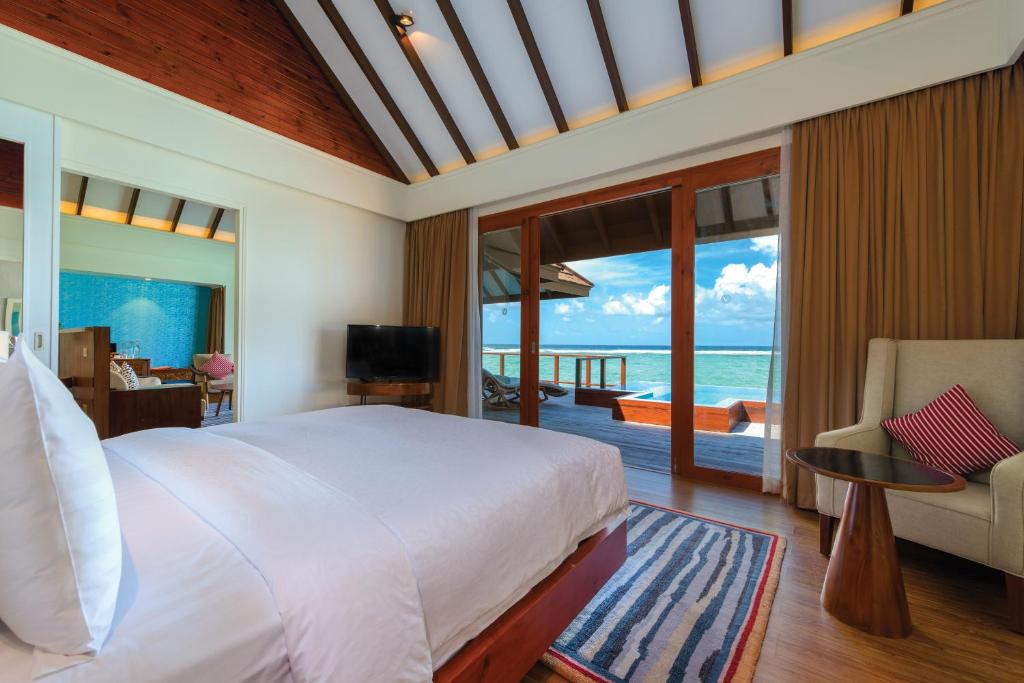 Ignite romance with a 10 Nights Stay at Varu by Atmosphere Water Villa with Pool Maldives and Fairmont Palm Dubai