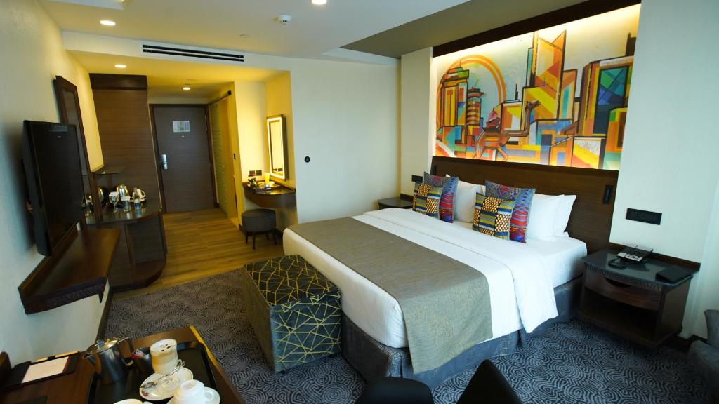 09 Nights Holiday in JA Ocean View Dubai & Nairobi Tour with Luxury Tented Camp Starting from £3199 PP