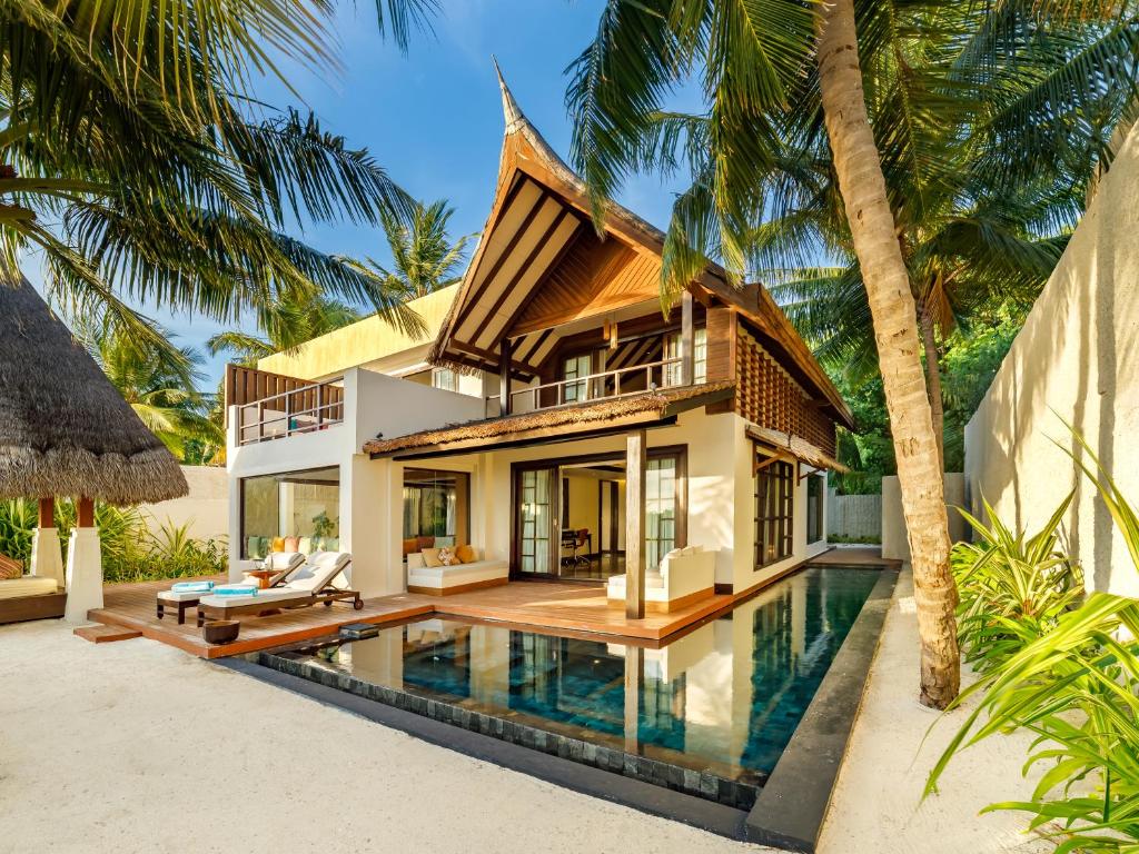 10 Nights Holiday at Ozen Reserve Bolifushi & Dukes the Palm with Half Board
