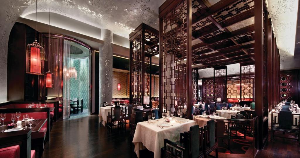 “Double Delight: 10 Nights in Las Vegas & Cancun – A Perfect Fusion of Entertainment and Tropical Paradise” Starting fr. £1999 PP