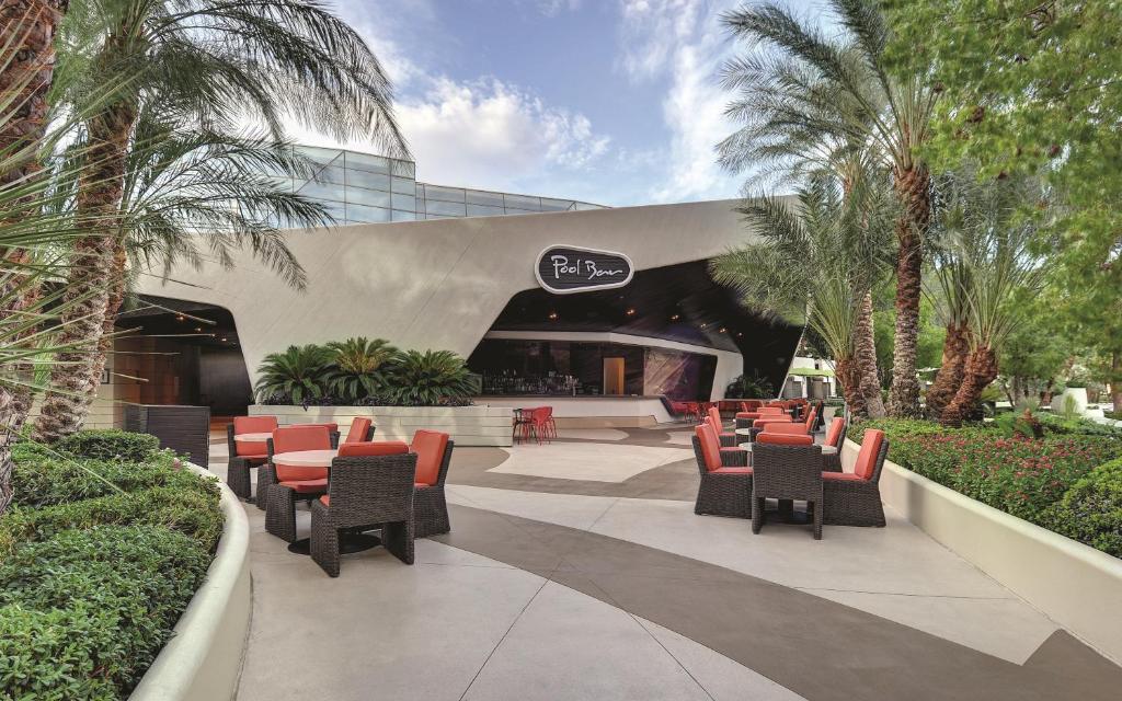 “Double Delight: 10 Nights in Las Vegas & Cancun – A Perfect Fusion of Entertainment and Tropical Paradise” Starting fr. £1999 PP