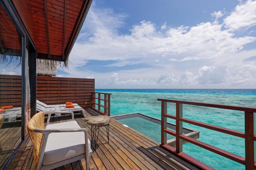 06 Nights Holiday Deal || Grand Park Kodhipparu Maldives