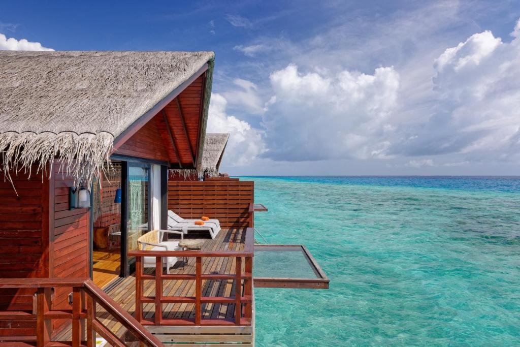 06 Nights Holiday Deal || Grand Park Kodhipparu Maldives