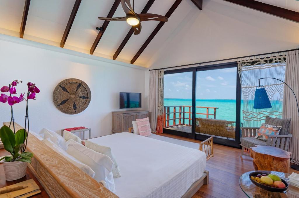 06 Nights Holiday Deal || Grand Park Kodhipparu Maldives