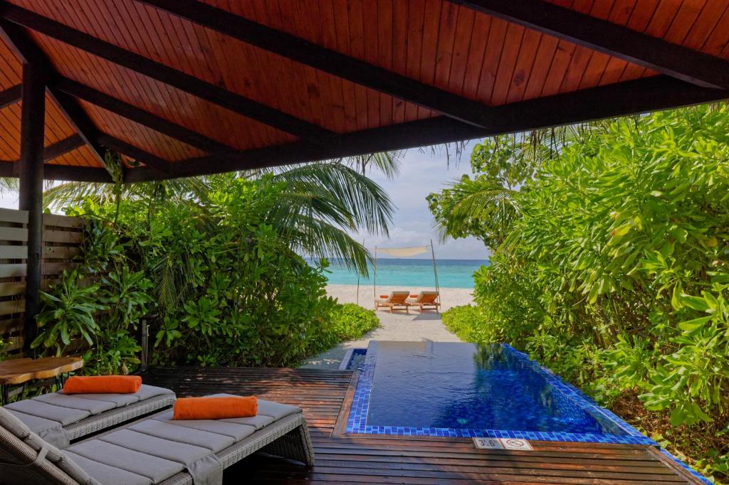 06 Nights Holiday Deal || Grand Park Kodhipparu Maldives