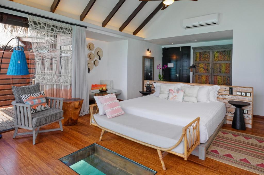 06 Nights Holiday Deal || Grand Park Kodhipparu Maldives