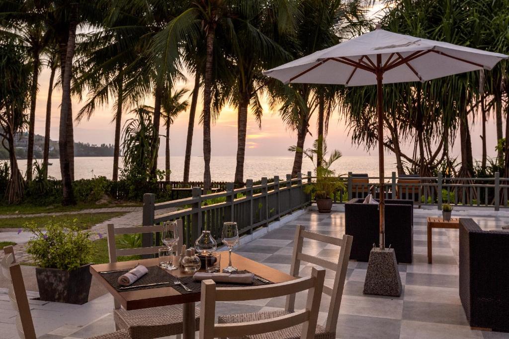 12 Nights Holiday at Bangkok, Krabi, Phi Phi Island & Phuket with Breakfast