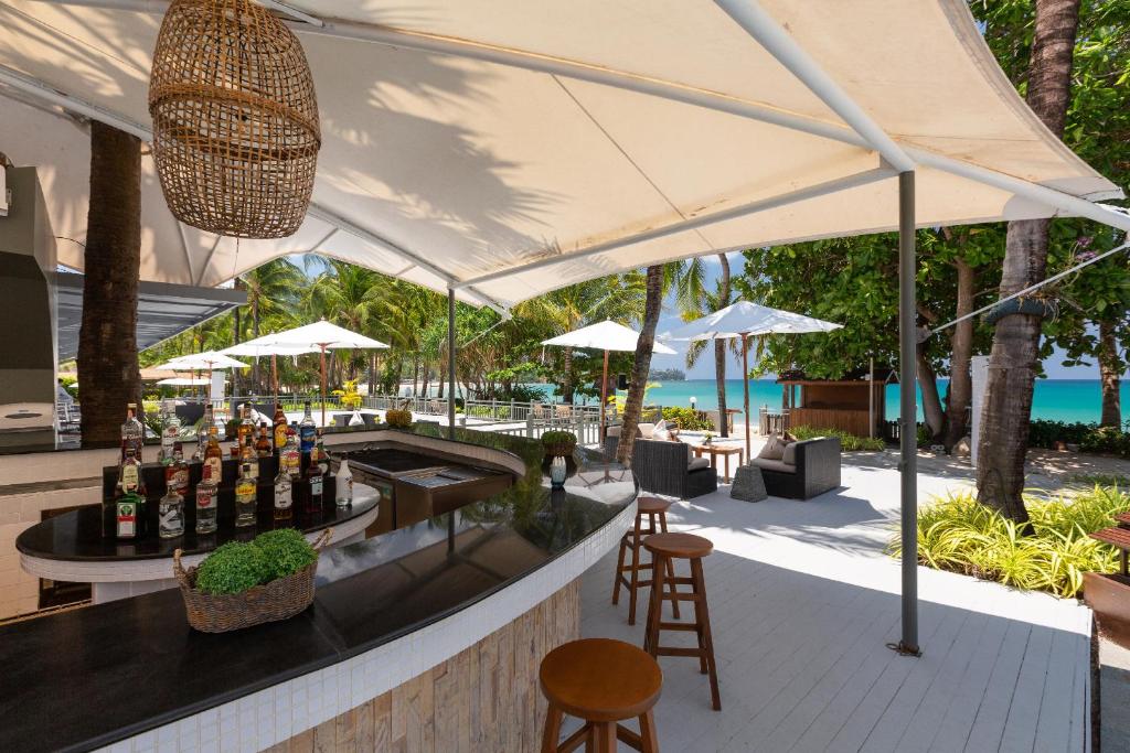 12 Nights Holiday at Bangkok, Krabi, Phi Phi Island & Phuket with Breakfast