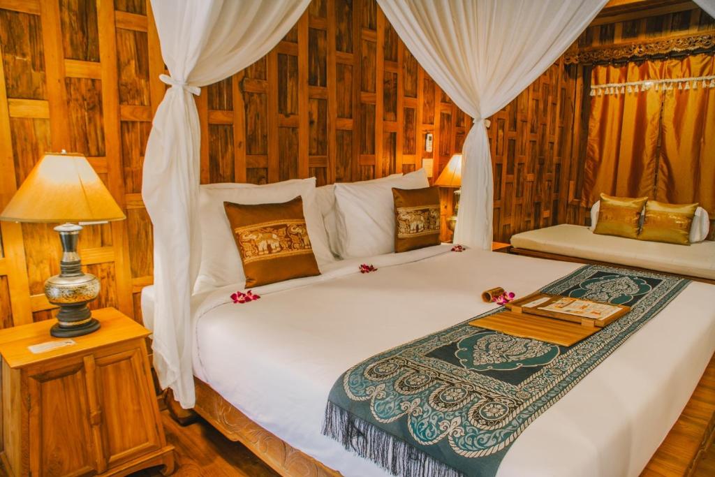 10 Nights Escape to Paradise: Unforgetable Full Moon Party Getaway in Koh Samui & Koh Phangan! For just £1,399pp!