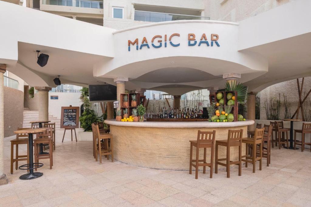 Double Destination Holiday Deal || Cancun + Las Vegas