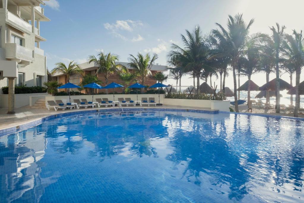 Double Destination Holiday Deal || Cancun + Las Vegas