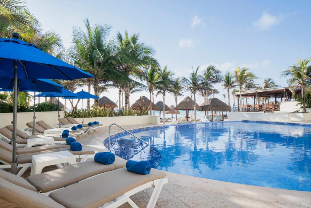 Double Destination Holiday Deal || Cancun + Las Vegas