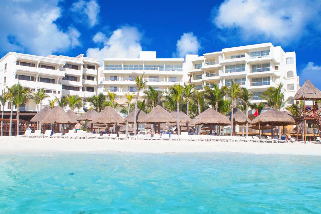 Double Destination Holiday Deal || Cancun + Las Vegas