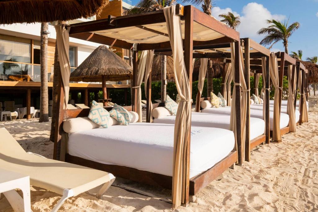 Double Destination Holiday Deal || Cancun + Las Vegas