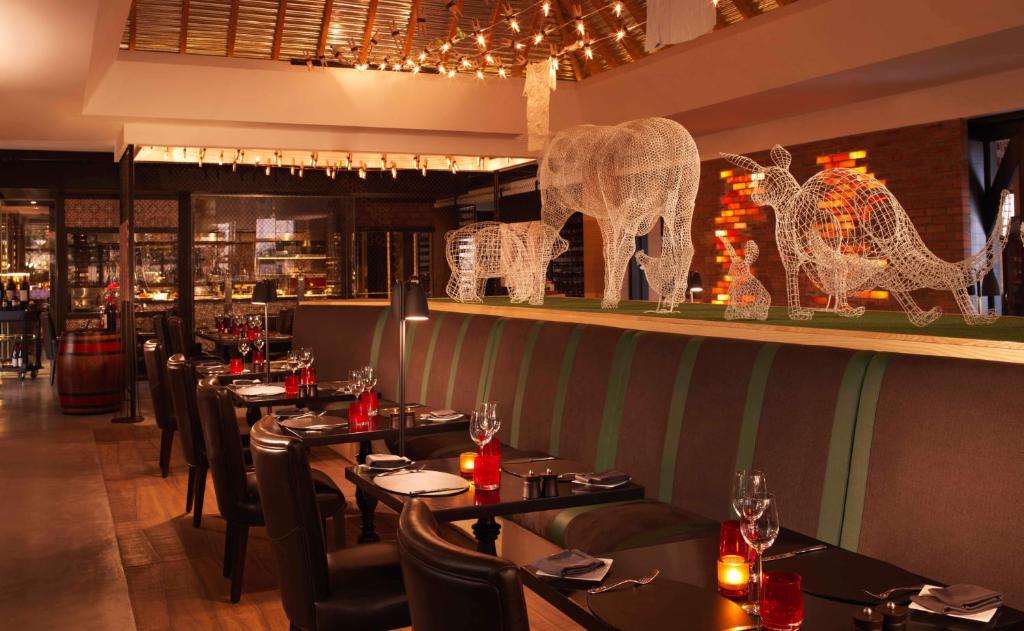 3 Nights in Anantara The Palm – A Family Escape! price starting from £2,299/per family