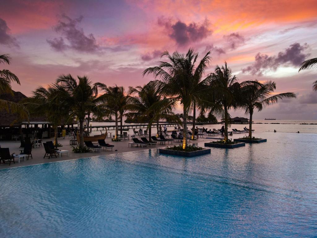 10 Nights of Indulgence and Relaxation in Abu Dhabi and the Maldives