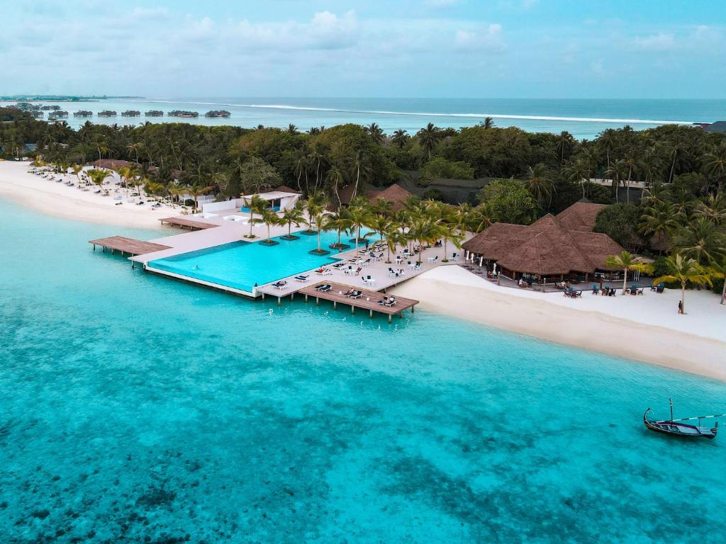 10 Nights of Indulgence and Relaxation in Abu Dhabi and the Maldives