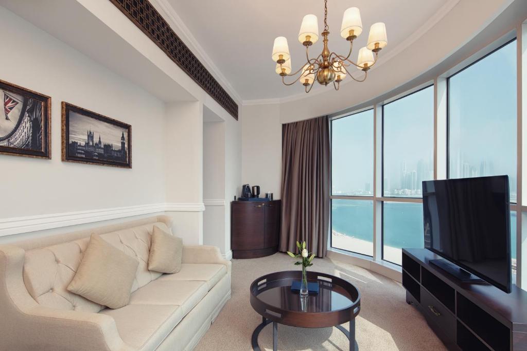 10 Nights Luxury Holiday Trip to Maldives || Dubai Starting from £1,595 pp