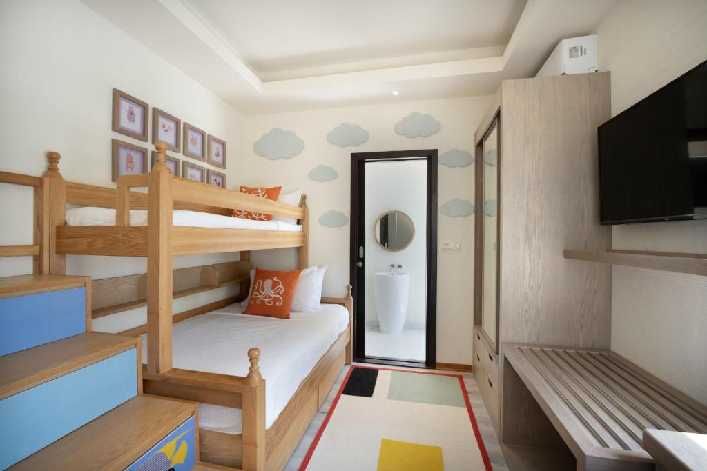 Exclusive Family Deal of Maldives All-Inclusive 07 Nights in Family Two Bedroom unit w/flights & Transfers