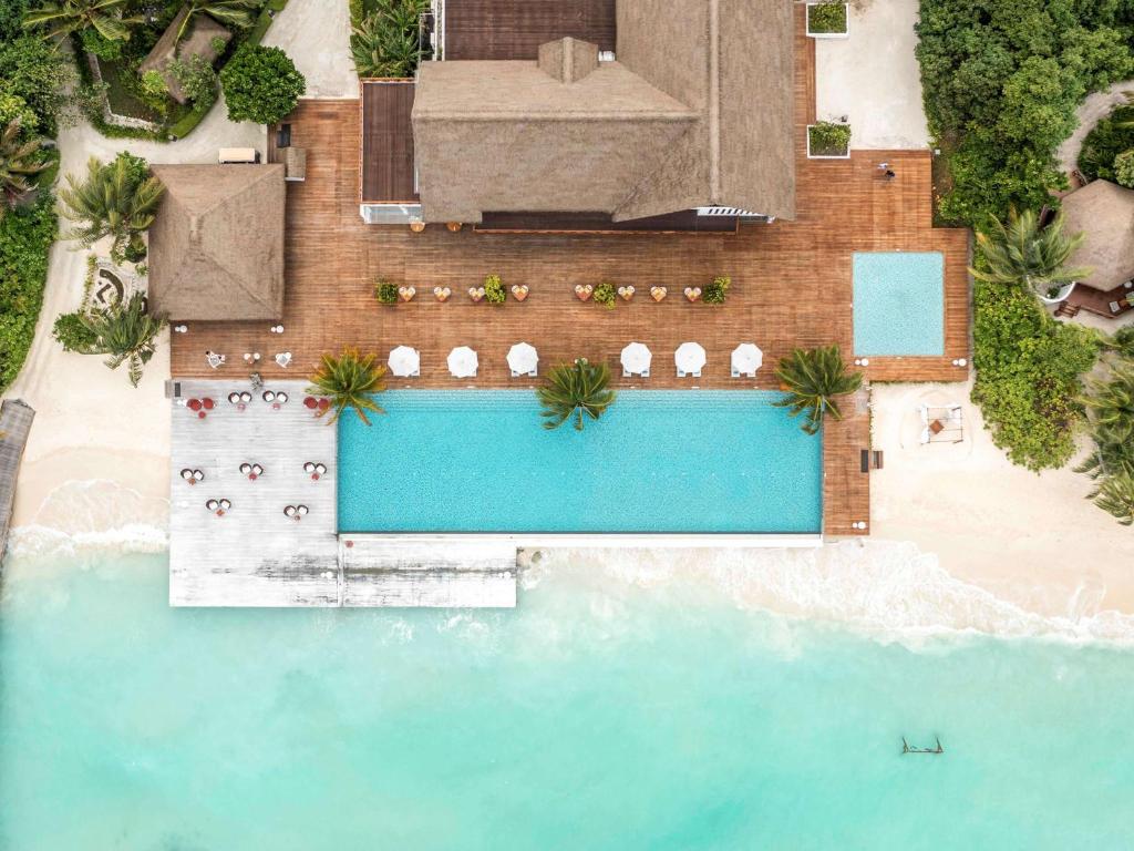 10 Nights Holiday at Mercure Maldives Koddoo & Jumeirah Zabeel Saray with All Inclusive