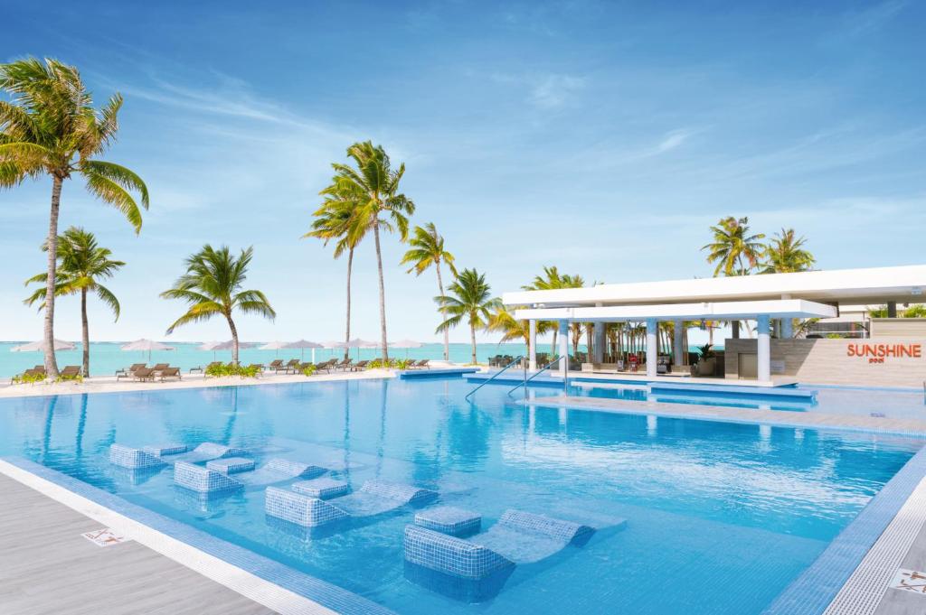 Exclusive 10 Nights Dubai + All-Inclusive Maldives Summer 2026 price starting from £1899pp