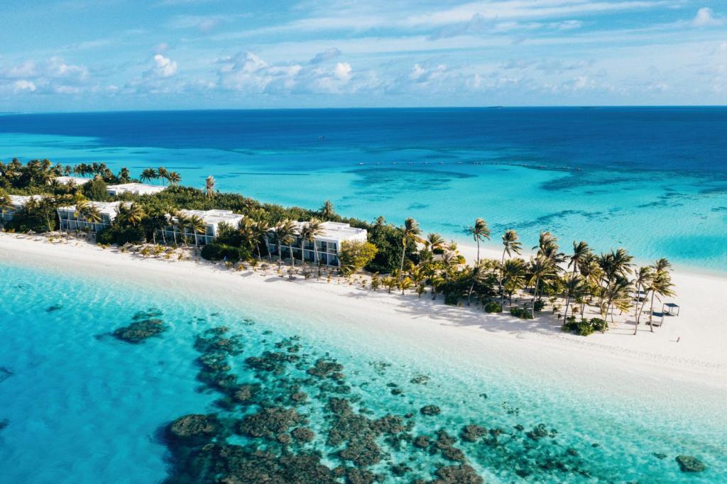 Exclusive 10 Nights Dubai + All-Inclusive Maldives Summer 2026 price starting from £1899pp
