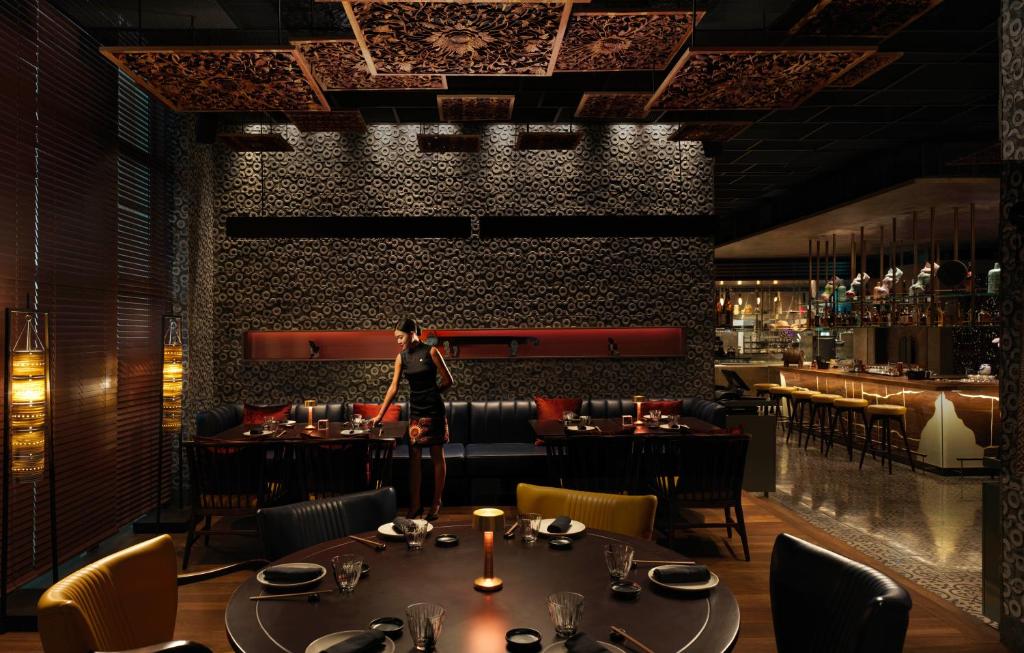 Unwind in Style and absolute Luxury at Raffles the Palm – 3 Nights with Half Board experience