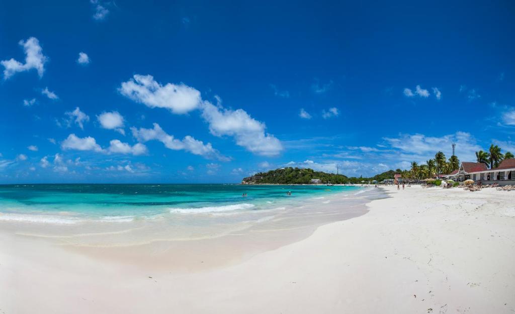 Explore the enchanting Antigua Attractions on a Fantastic 07 Night Getaway, all for just £1799pp