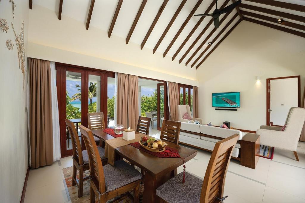 Ignite romance with a 10 Nights Stay at Varu by Atmosphere Water Villa with Pool Maldives and Fairmont Palm Dubai