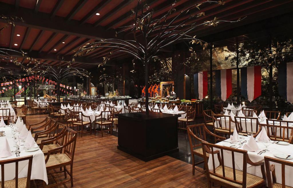 “The Ultimate Tropical Twin Centre Escape: Maldives & Srilanka in 09 Nights.” w/flightsand transfers.