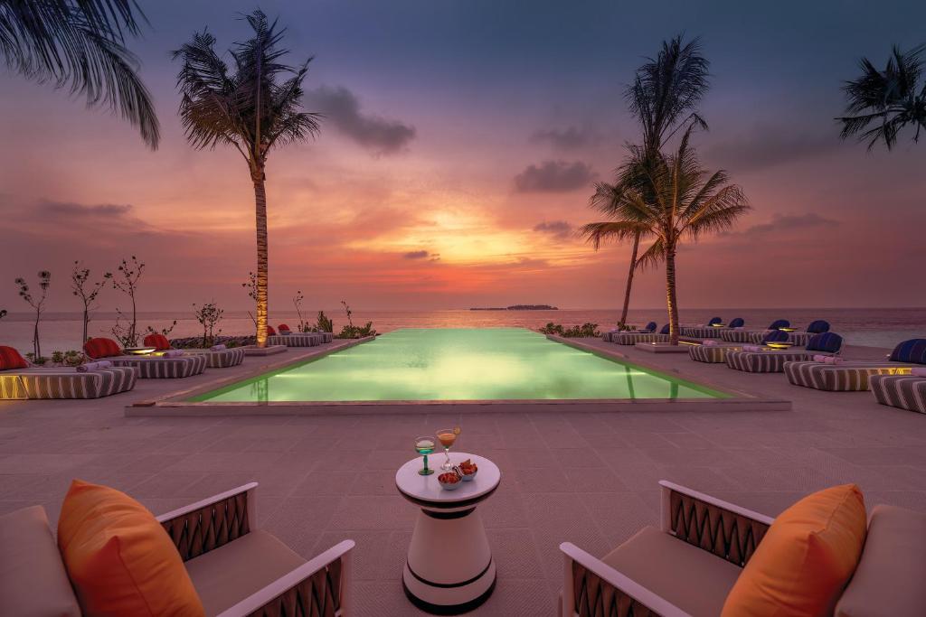 07 Nights at OBLU SELECT Lobigili Maldives – Nest Water Villa, Lobi Plan Included, W/flights & Transfers