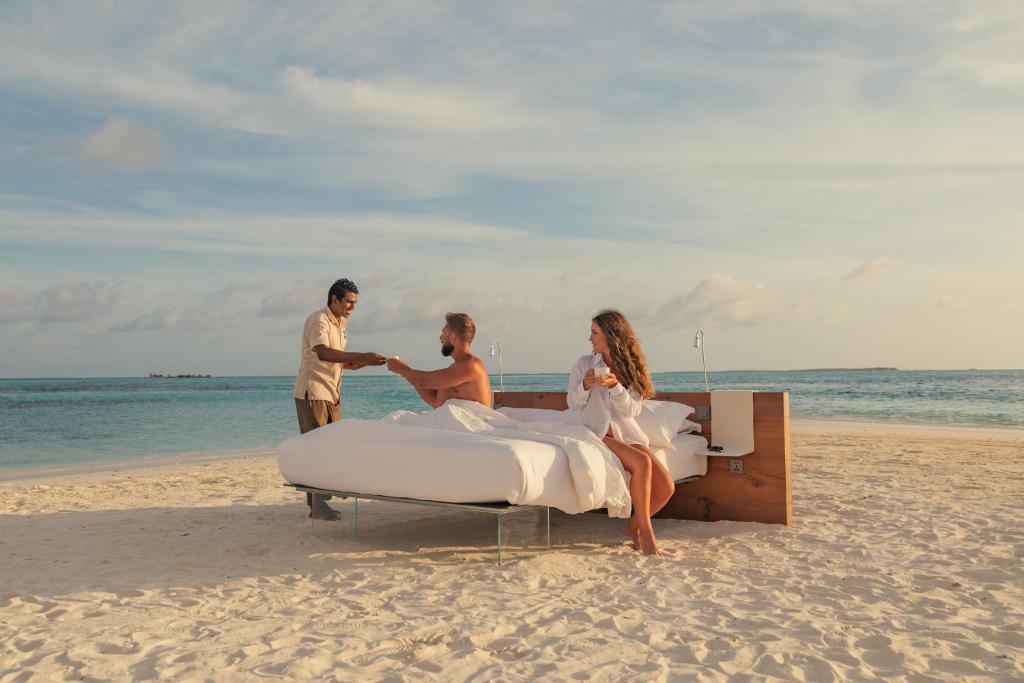 Exclusive 07 Nights You & Me Cocoon Maldives at Aqua Suite with Slide w/flight Transfers,