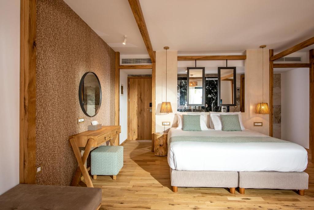 Discover A Heaven of Tranquility: Enjoy 5 Nights at Stella Island Luxury Resort & Spa with Half Board