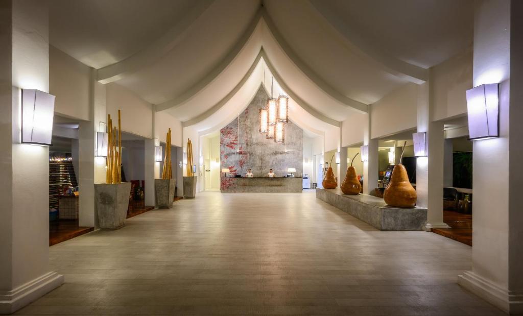 Long 21 Nights of Opulence in Beyond Khao Lak, Centara Kata Phuket & Dusit Thani Krabi w/flights & transfers