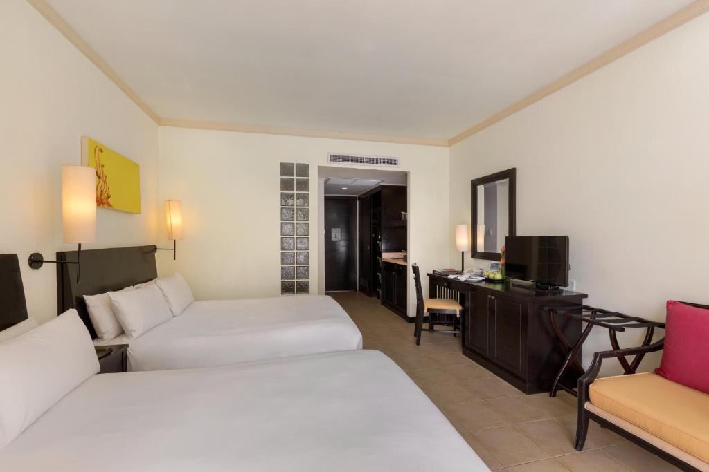 Long 21 Nights of Opulence in Beyond Khao Lak, Centara Kata Phuket & Dusit Thani Krabi w/flights & transfers