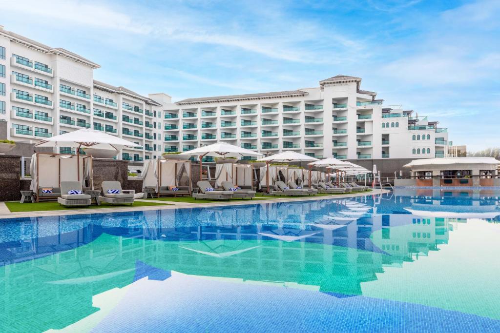 Twin Centre Holiday Deals Explore Maldives & Dubai