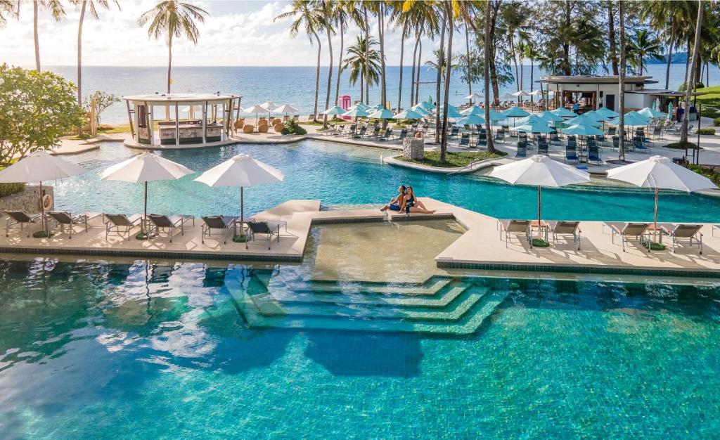 14 Nights Triple Destination Holidays Deal Starting from £ 1,399 pp