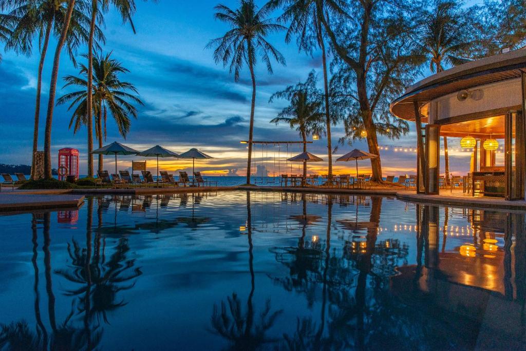 14 Nights Triple Destination Holidays Deal Starting from £ 1,399 pp