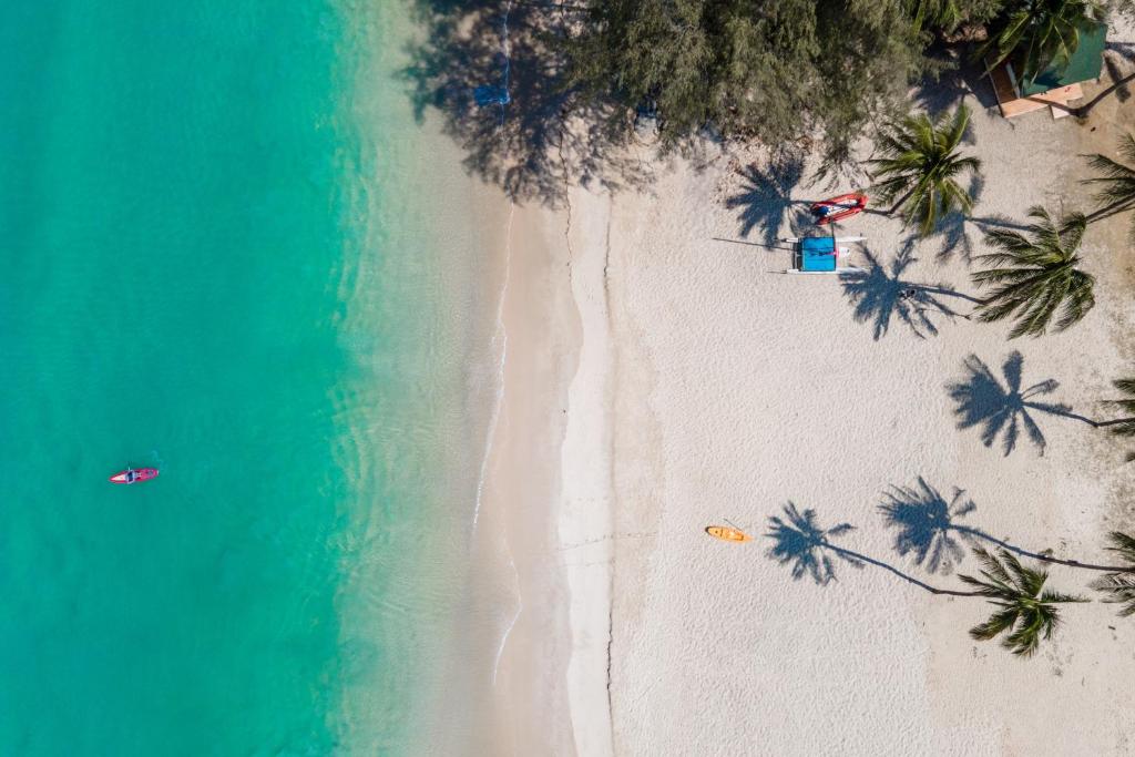 14 Nights Triple Destination Holidays Deal Starting from £ 1,399 pp