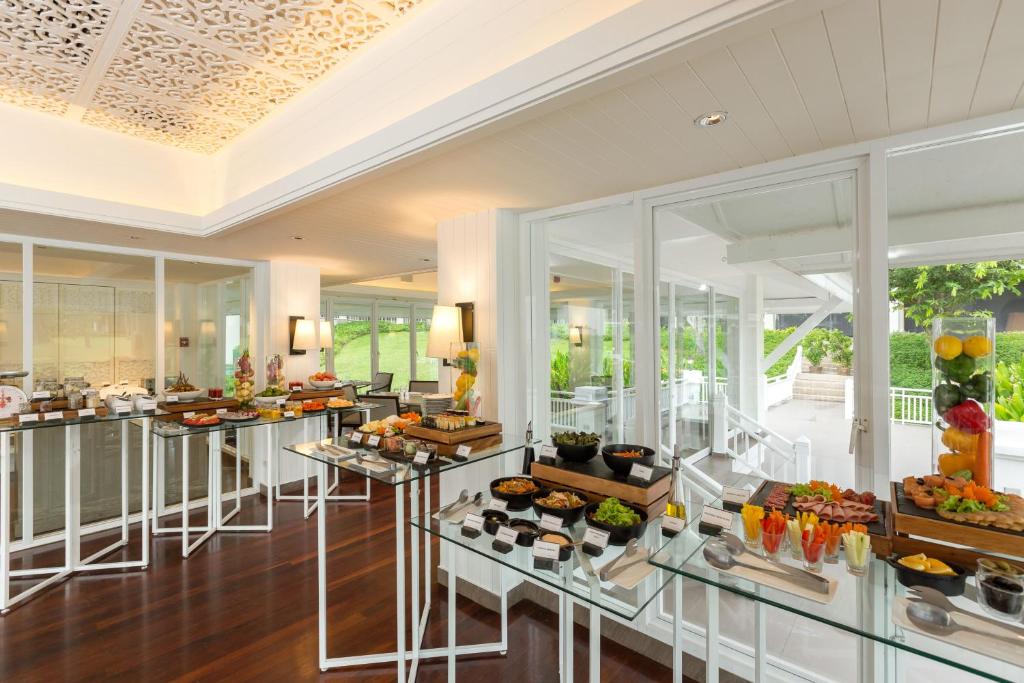 14 Nights Triple Destination Holidays Deal Starting from £ 1,399 pp