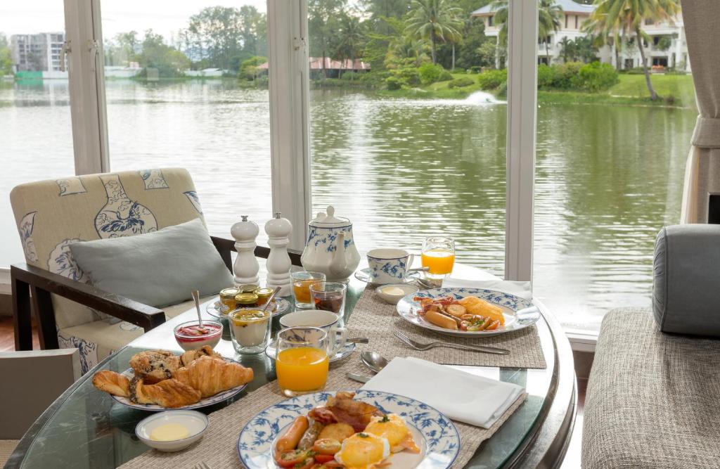 14 Nights Triple Destination Holidays Deal Starting from £ 1,399 pp