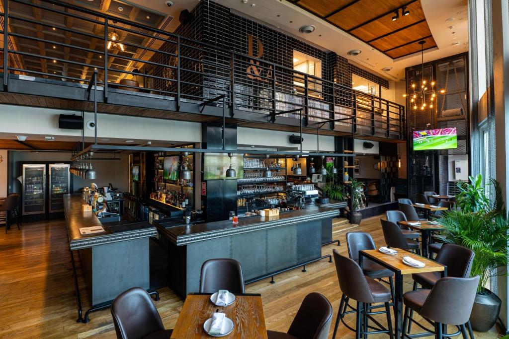 10 Nights of Unmatched Luxury Dubai Elegance Meets Maldivian Paradise Free Upgrade to Lagoon Villa + Pool & SLide with 24 Hour Premium All-Inclusive Benefits Only in £2999/PP