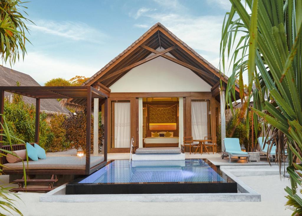 Complimentary Upgrade to Luxury Beach Villa with Private Pool 7 Nights All Inclusive Dine around