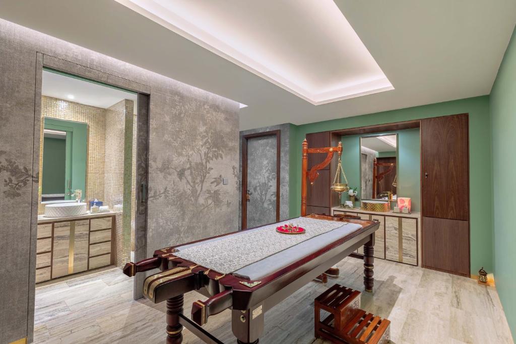 Twin Centre Holiday Deals Explore Maldives & Dubai