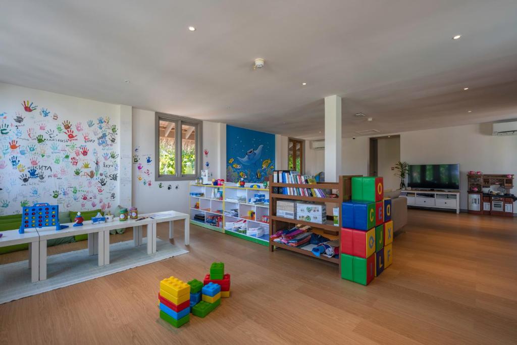 Luxury Awaits: 07 Nights Stay at Lagoon Villa in Cora Cora Maldives with PremiumAll-Inclusive! From £2699 per Person