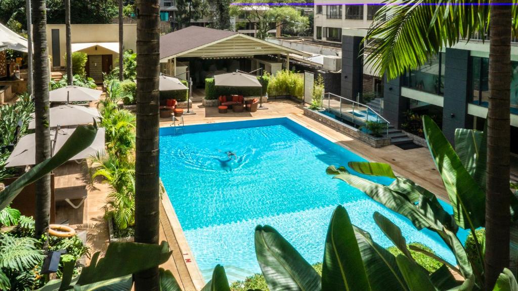 09 Nights Holiday in JA Ocean View Dubai & Nairobi Tour with Luxury Tented Camp Starting from £3199 PP