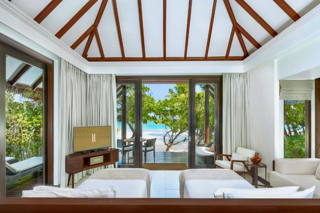 10 Nights Holiday at Heritance Aarah & Caesar Palace Dubai with Ocean Villa