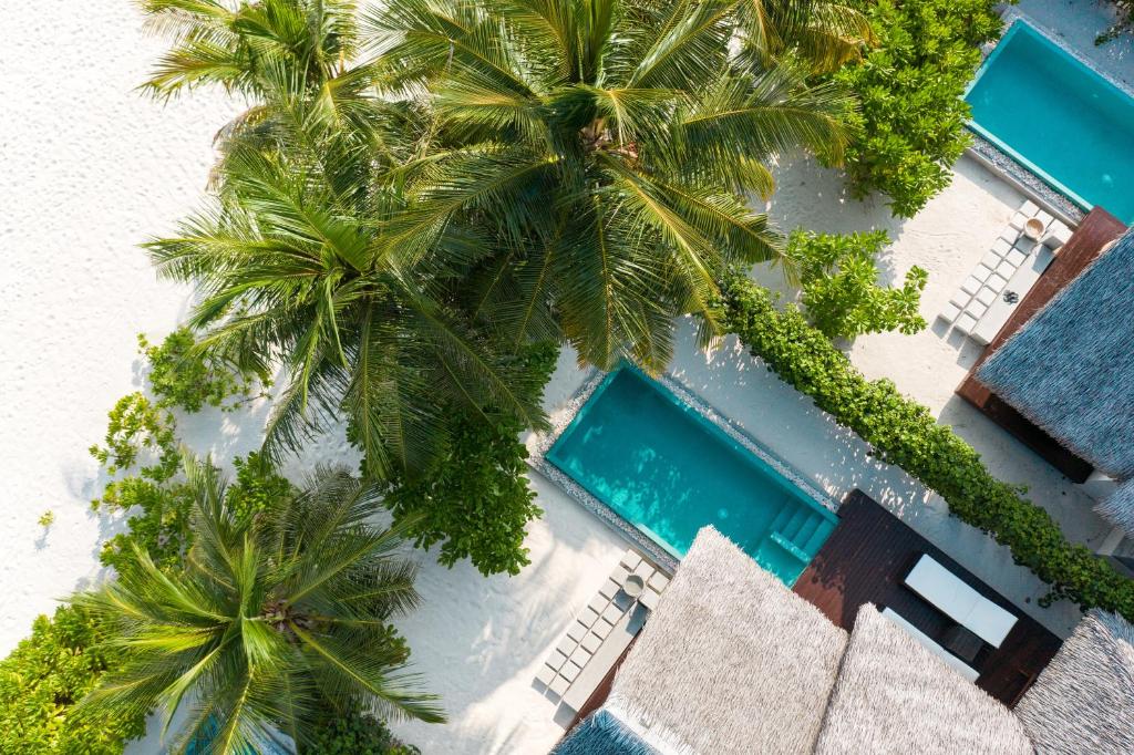 10 Nights Holiday at Heritance Aarah & Caesar Palace Dubai with Ocean Villa