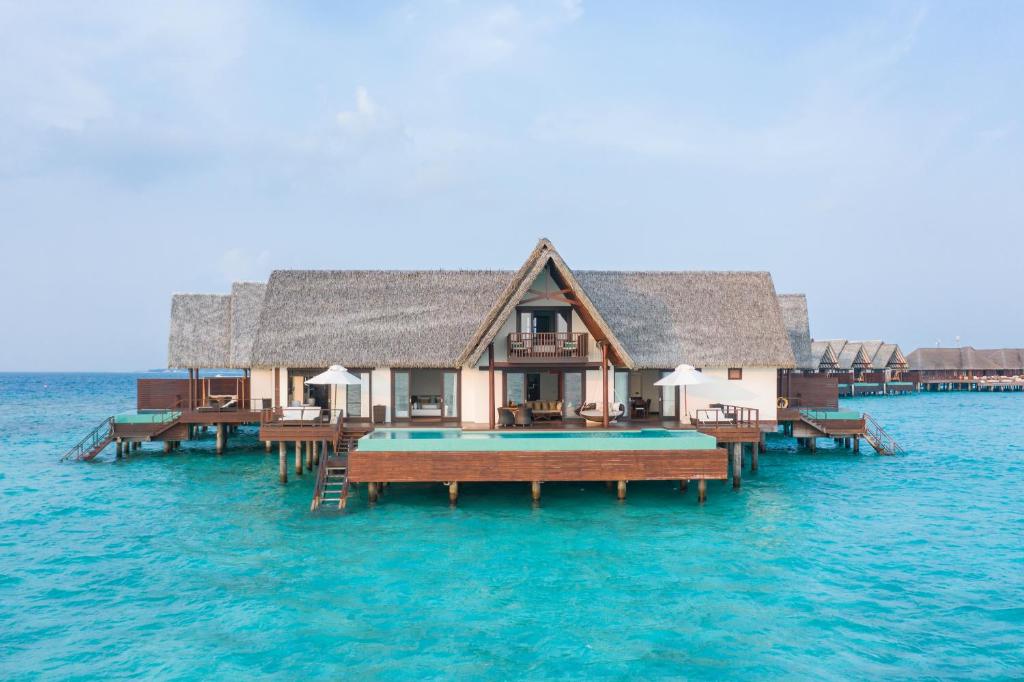 10 Nights Holiday at Heritance Aarah & Caesar Palace Dubai with Ocean Villa